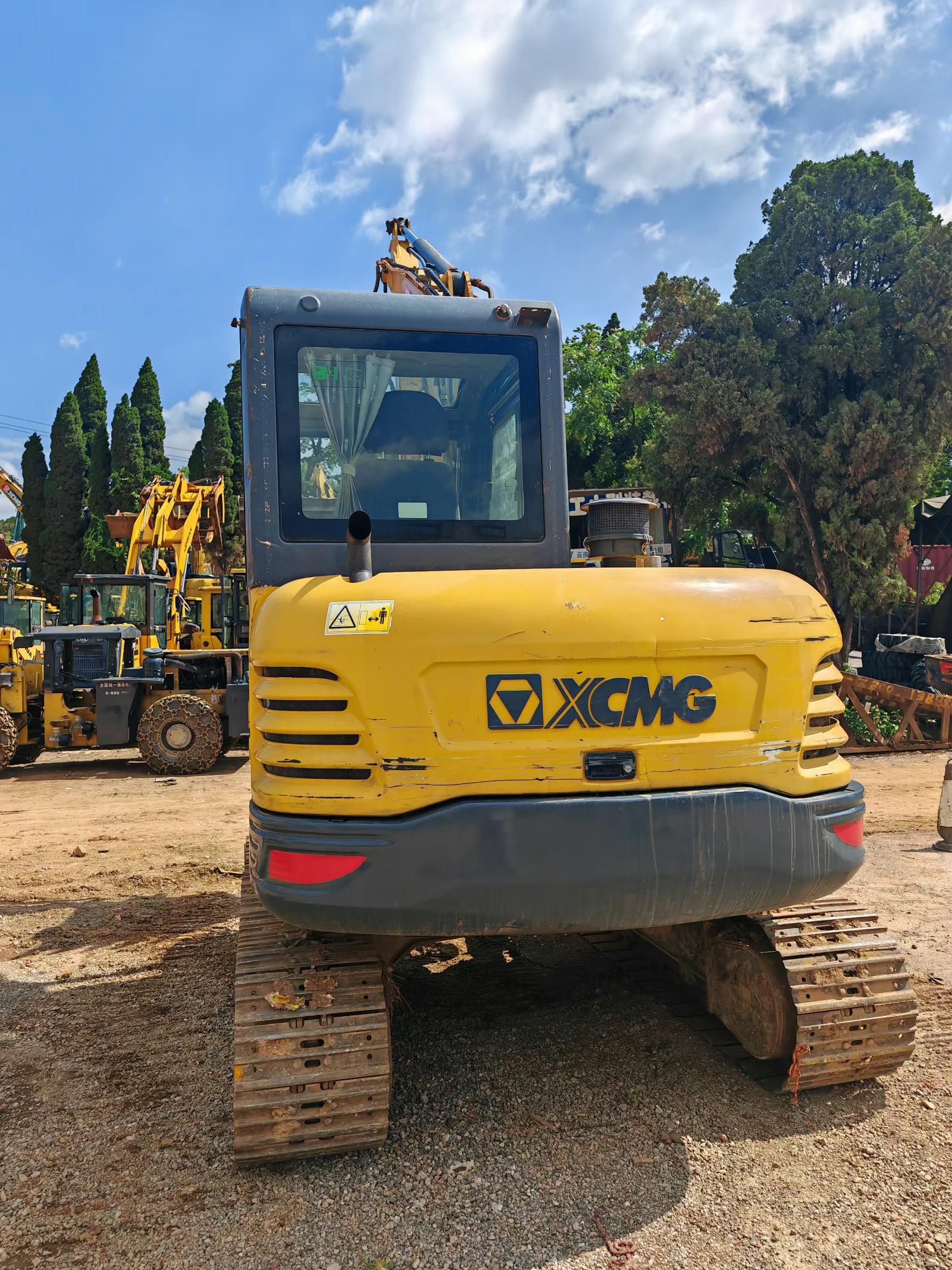 Buy XCMG XE60 Used Excavator / 1