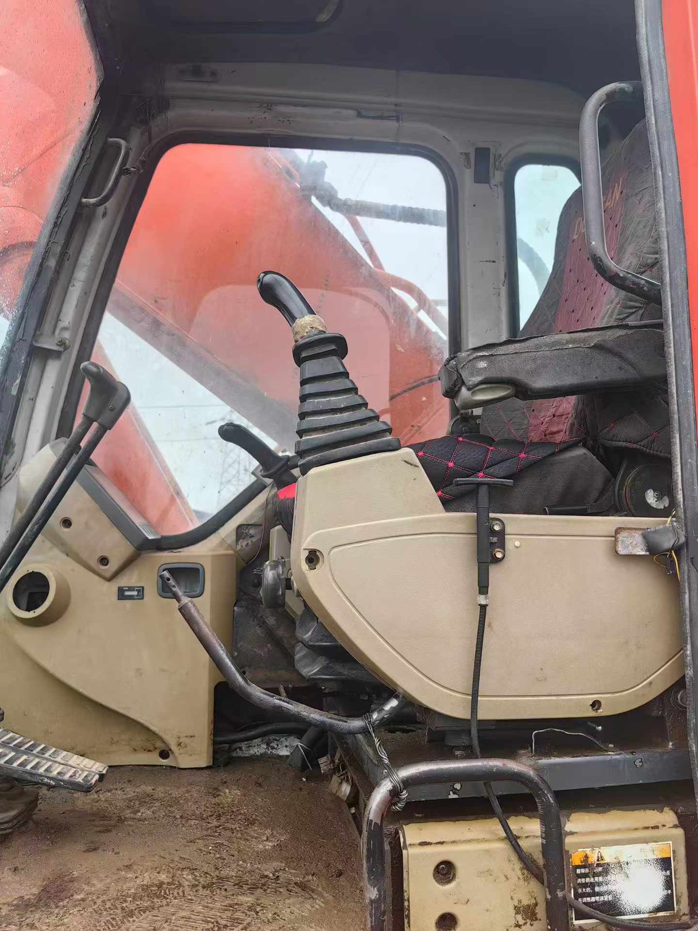 Buy Doosan DH225-7 Used Excavator / 8 Buy Doosan DH225-7 Used Excavator / 8