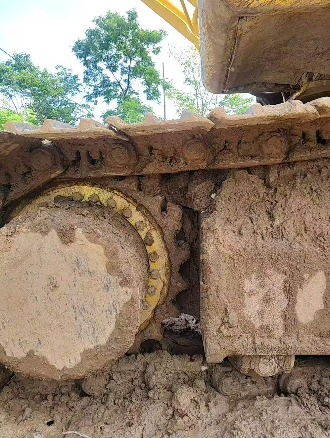 Buy Kobelco SK200-2 Used Excavator / 9 Buy Kobelco SK200-2 Used Excavator / 9