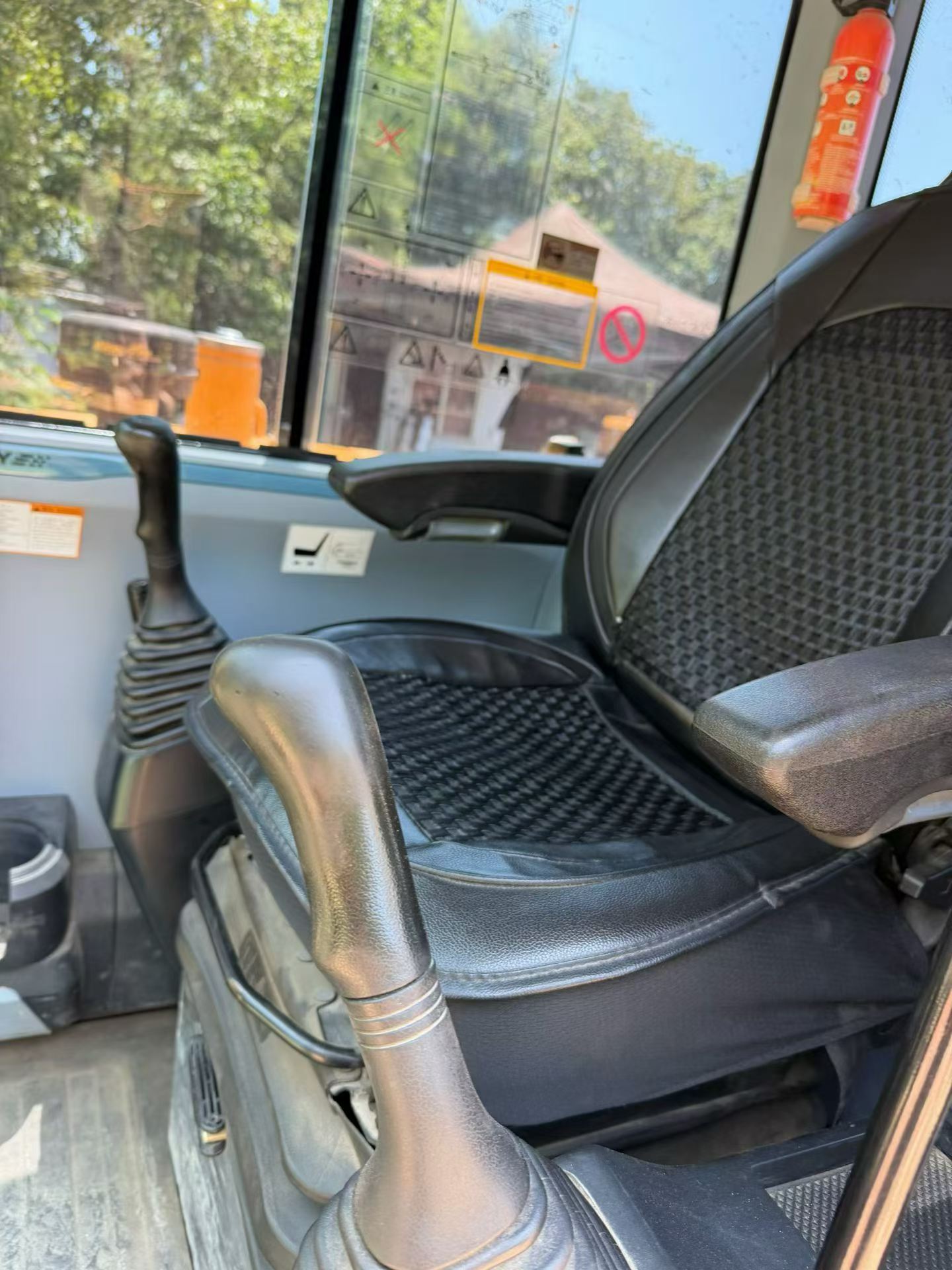 Buy Sany SY60 Used Excavator / 5 Buy Sany SY60 Used Excavator / 5