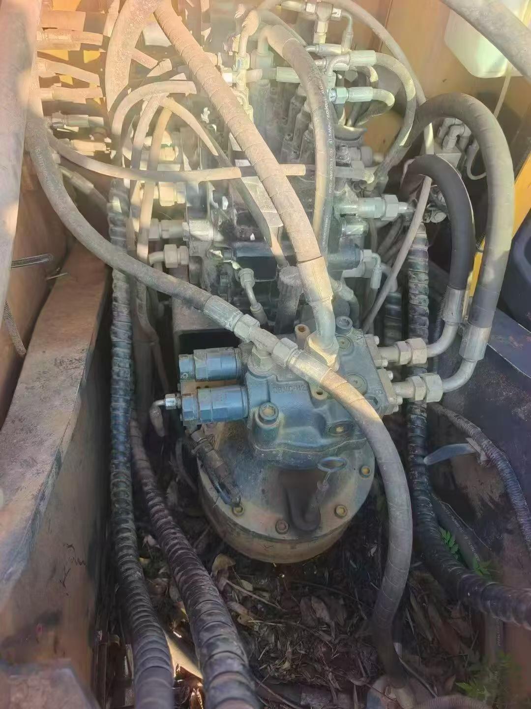 Buy XCMG XE135B Used Excavator / 3 Buy XCMG XE135B Used Excavator / 3