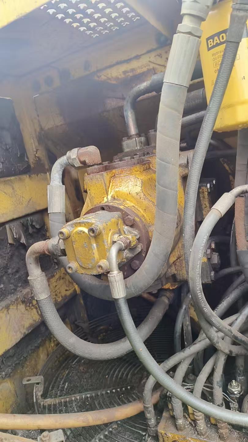 Buy Caterpillar 320B Used Excavator / 2 Buy Caterpillar 320B Used Excavator / 2