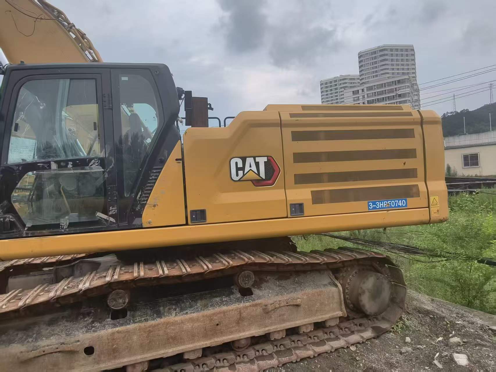 Buy Caterpillar 350L Used Excavator / 3 Buy Caterpillar 350L Used Excavator / 3