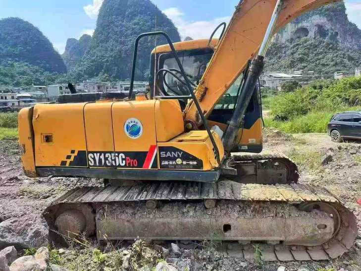 Buy Sany SY135 Used Excavator / 1