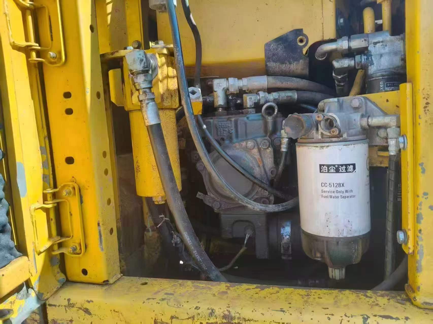 Buy Komatsu PC130 Used Excavator / 2 Buy Komatsu PC130 Used Excavator / 2