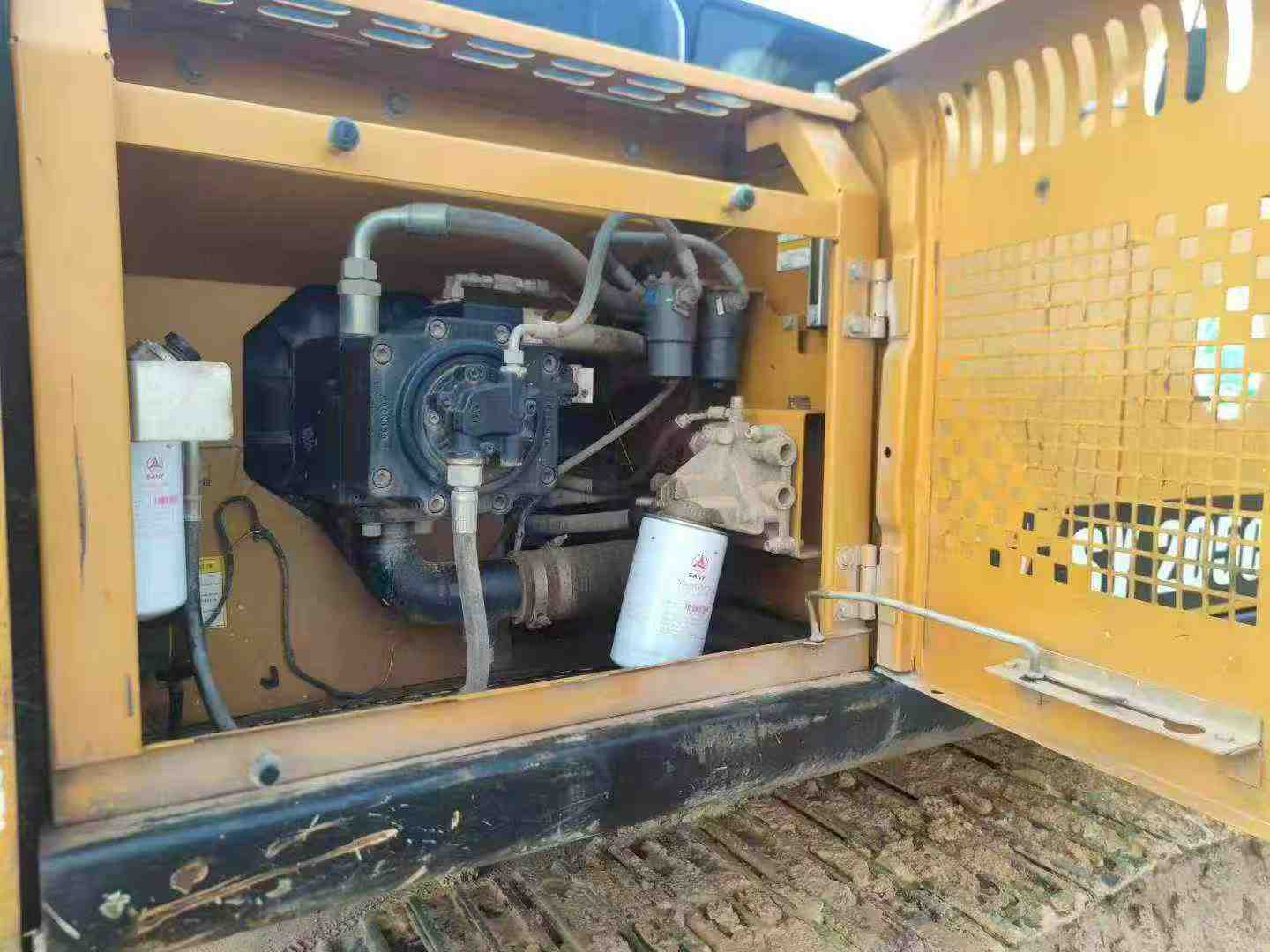 Buy Sany SY205C Used Excavator / 5 Buy Sany SY205C Used Excavator / 5
