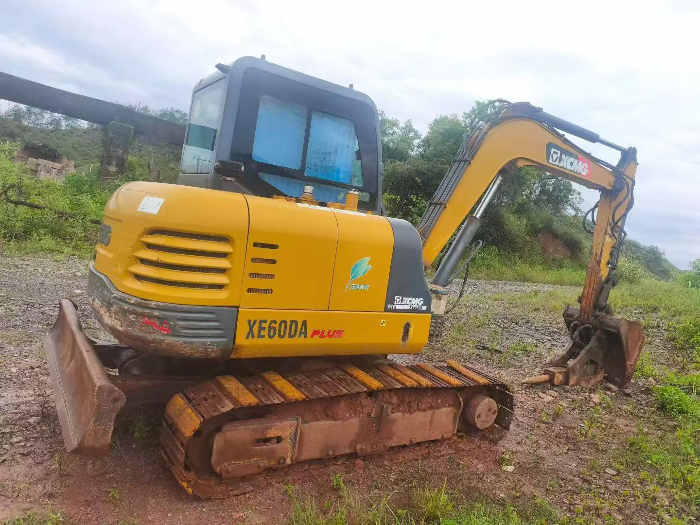 Buy XCMG XE60DA Used Excavator / 3 Buy XCMG XE60DA Used Excavator / 3