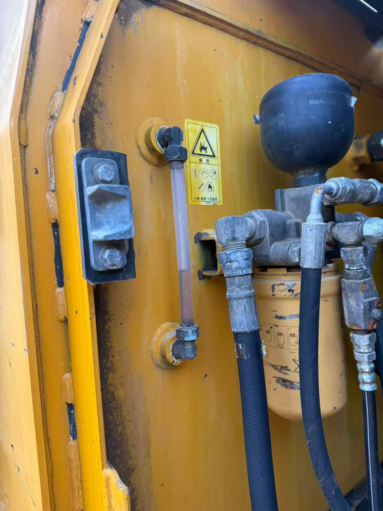 Buy Kato HD820V Used Excavator / 6 Buy Kato HD820V Used Excavator / 6