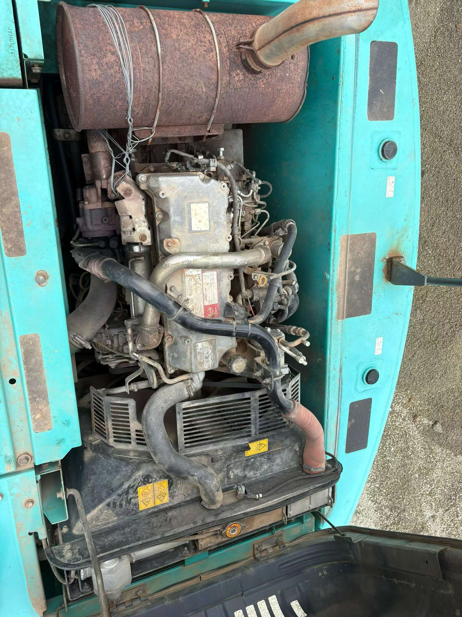 Buy Kobelco SK200 Used Excavator / 6 Buy Kobelco SK200 Used Excavator / 6