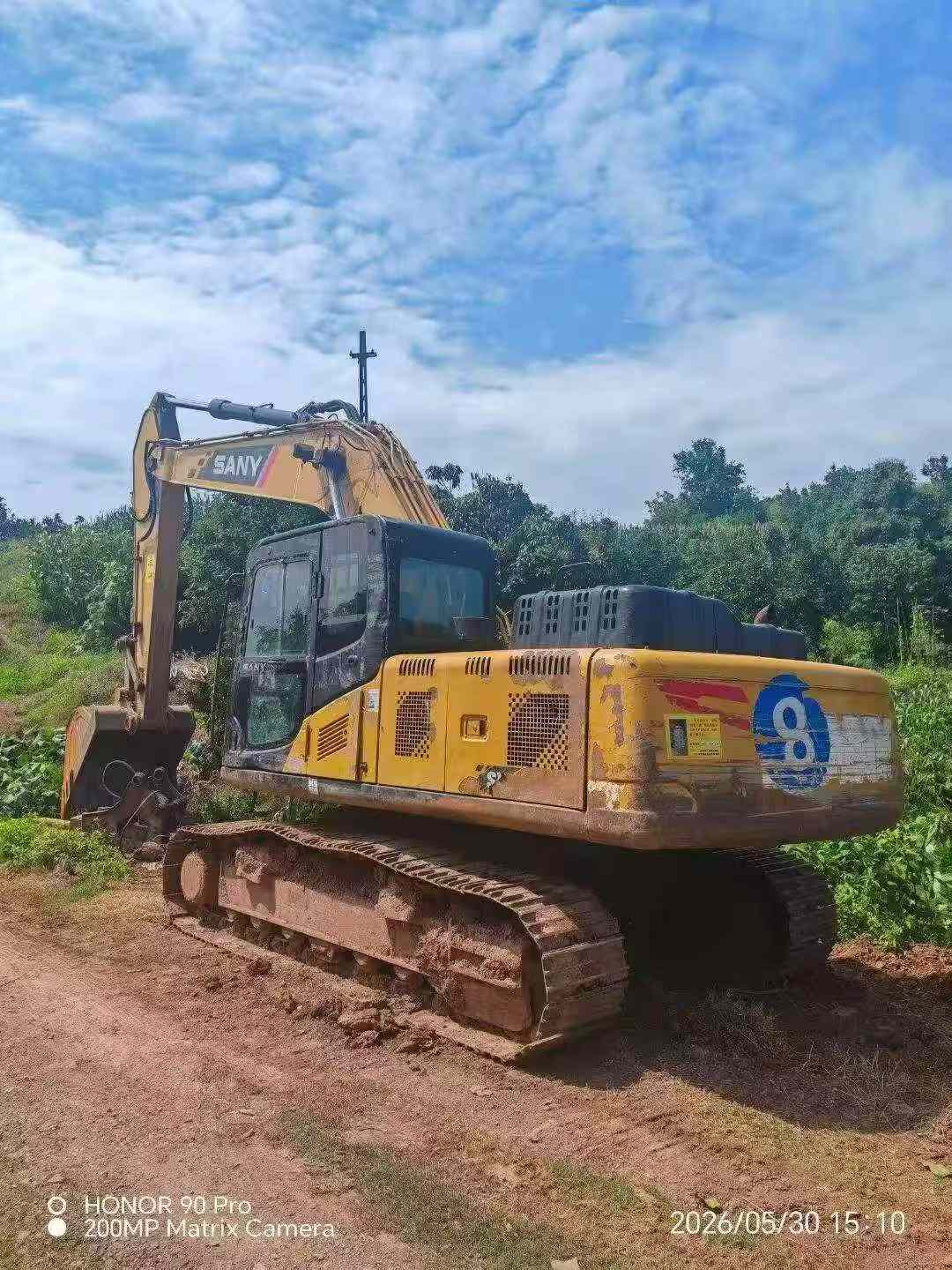 Buy Sany SY200C Used Excavator / 1