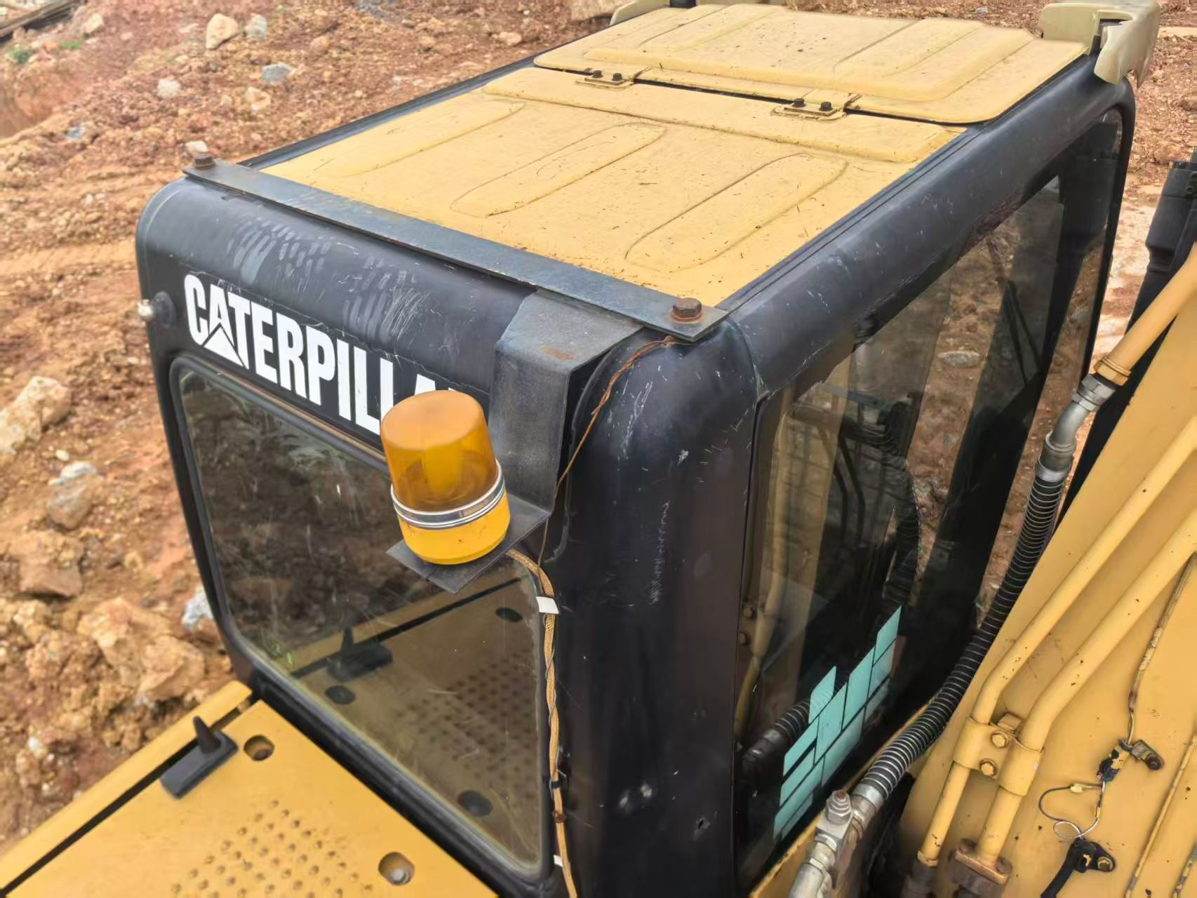 Buy Caterpillar 320D Used Excavator / 5 Buy Caterpillar 320D Used Excavator / 5