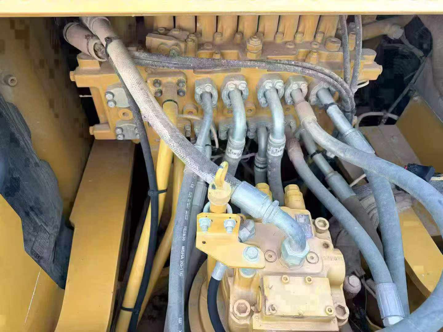Buy Caterpillar 326DL Used Excavator / 2 Buy Caterpillar 326DL Used Excavator / 2