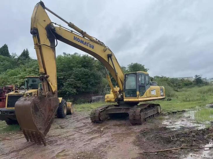 Buy Komatsu PC300 Used Excavator / 1