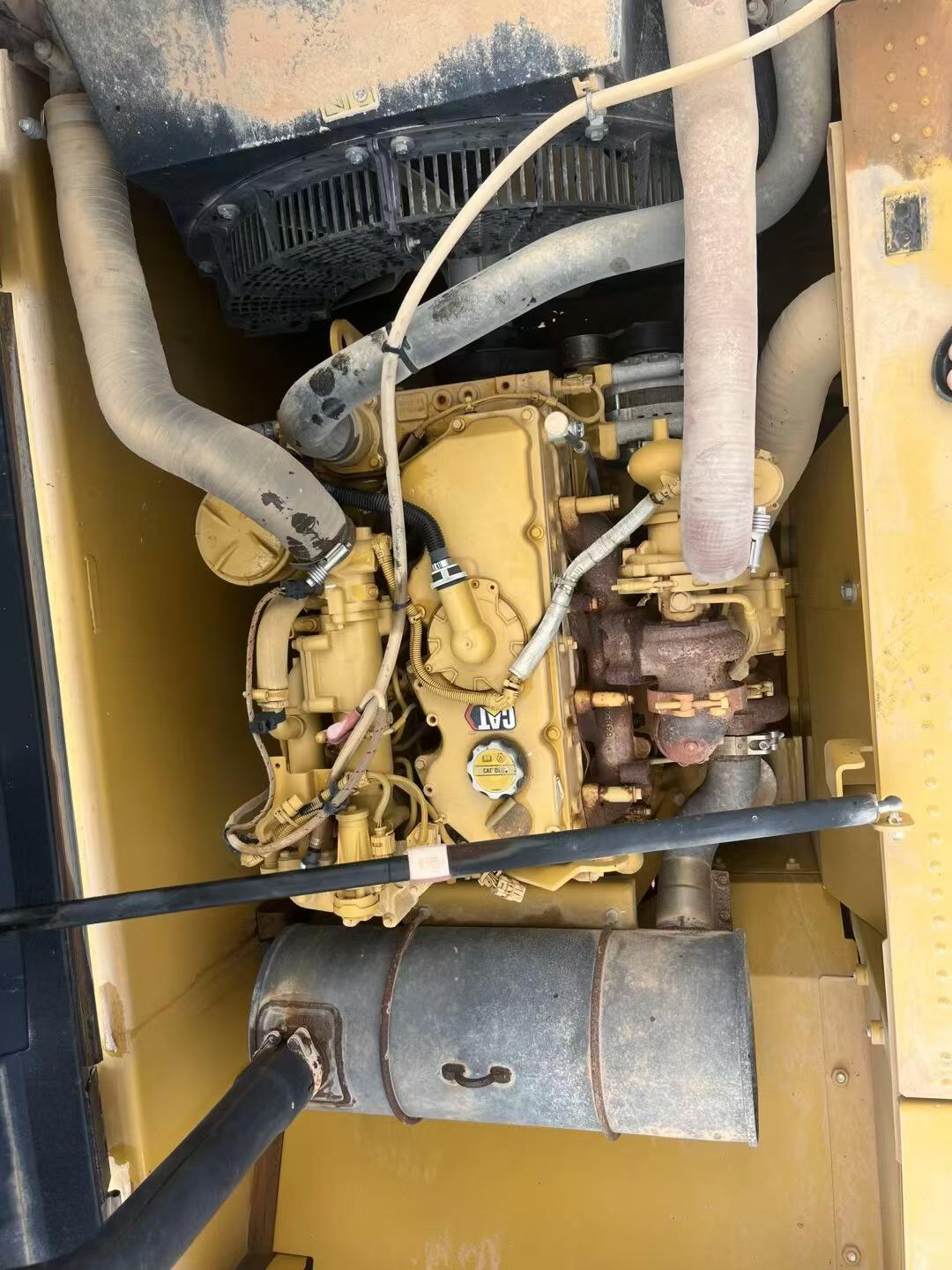 Buy Caterpillar 323 Used Excavator / 1