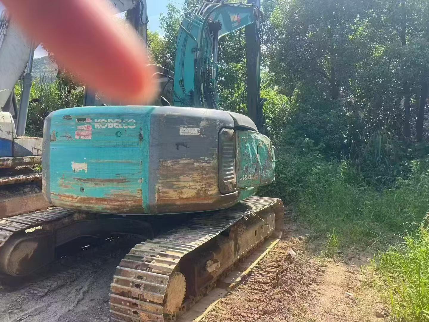 Buy Kobelco SK135 Used Excavator / 2 Buy Kobelco SK135 Used Excavator / 2