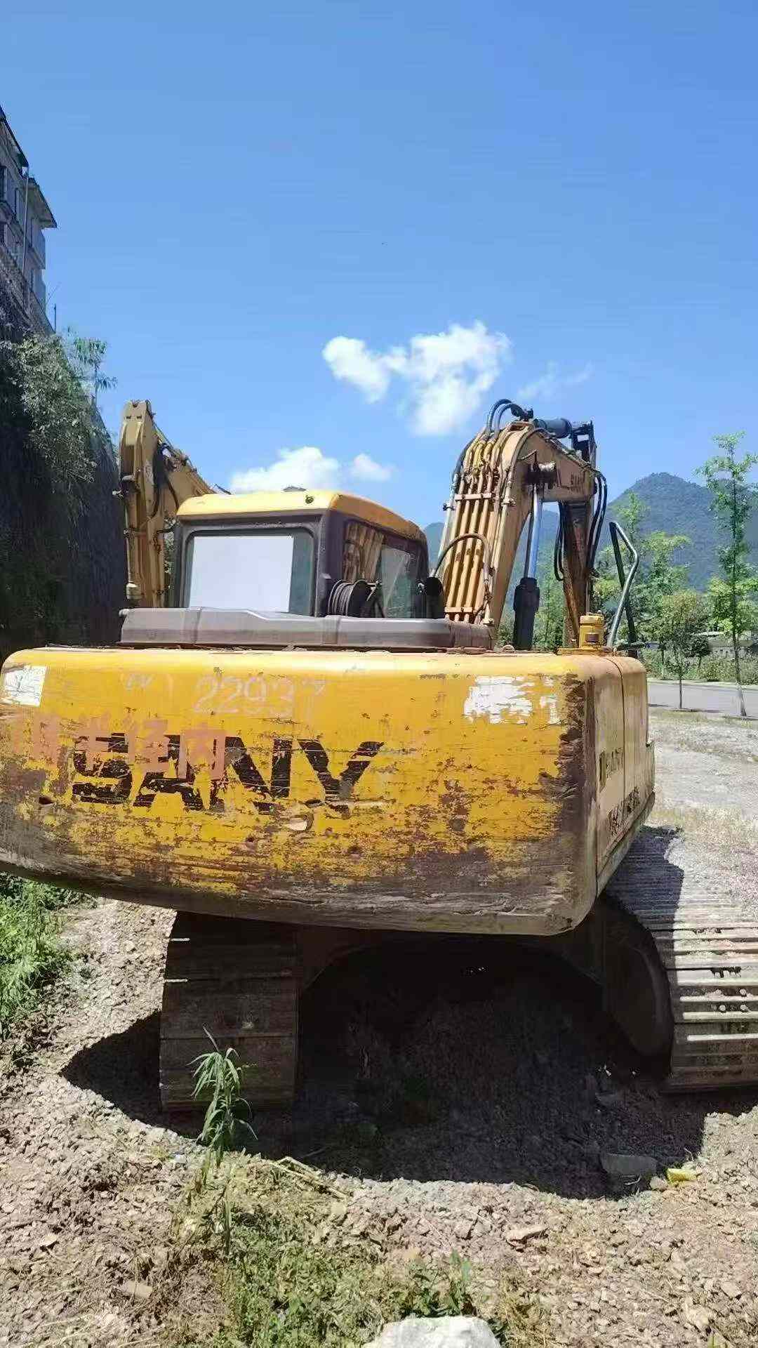 Buy Sany SY135 Used Excavator / 2 Buy Sany SY135 Used Excavator / 2
