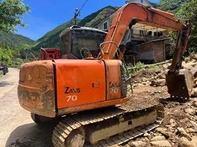 Buy Hitachi EX70 Used Excavator / 3 Buy Hitachi EX70 Used Excavator / 3