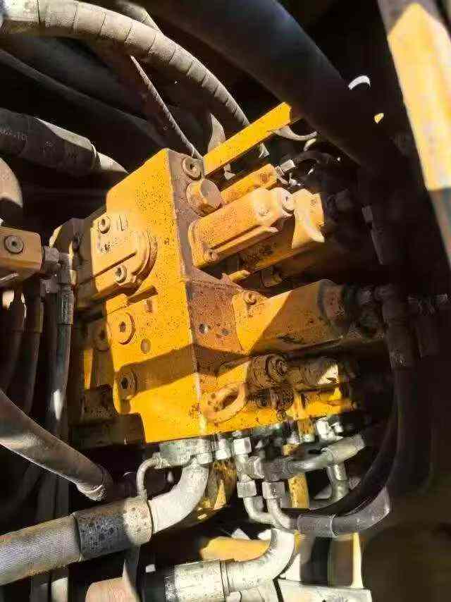 Buy Sany SY245H Used Excavator / 4 Buy Sany SY245H Used Excavator / 4