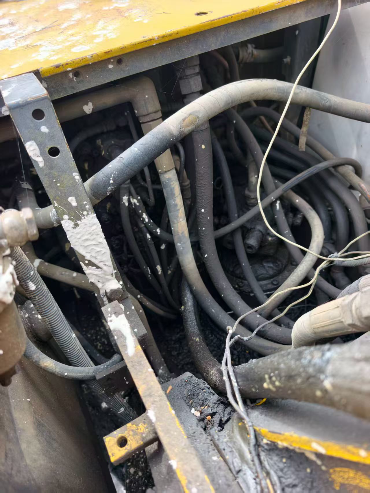 Buy Sumitomo SH120 Used Excavator / 2 Buy Sumitomo SH120 Used Excavator / 2