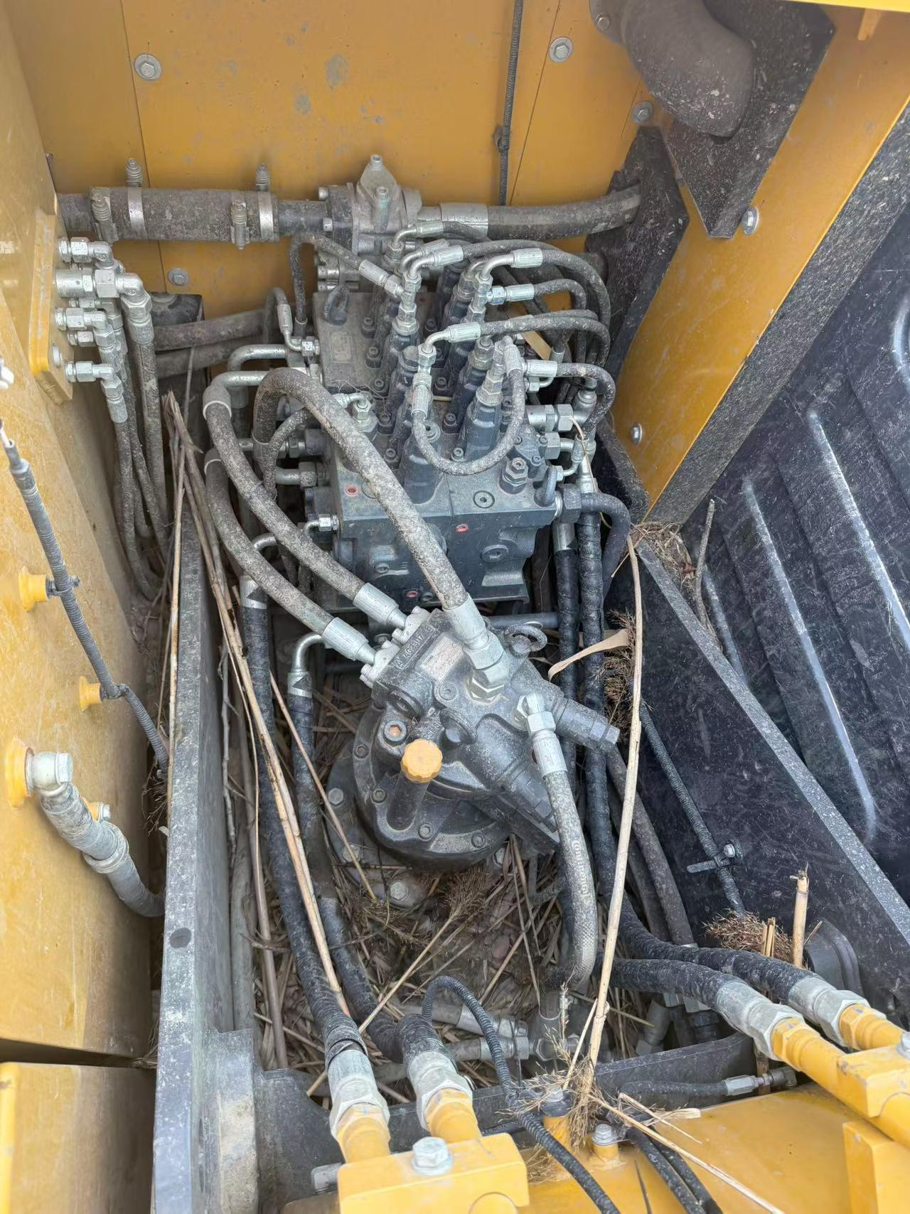 Buy XCMG XE135B Used Excavator / 5 Buy XCMG XE135B Used Excavator / 5