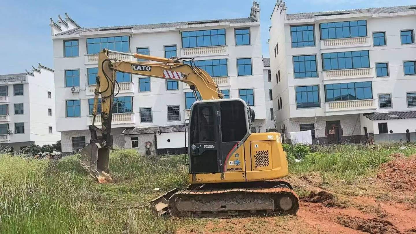 Buy Kato HD308US Used Excavator / 1