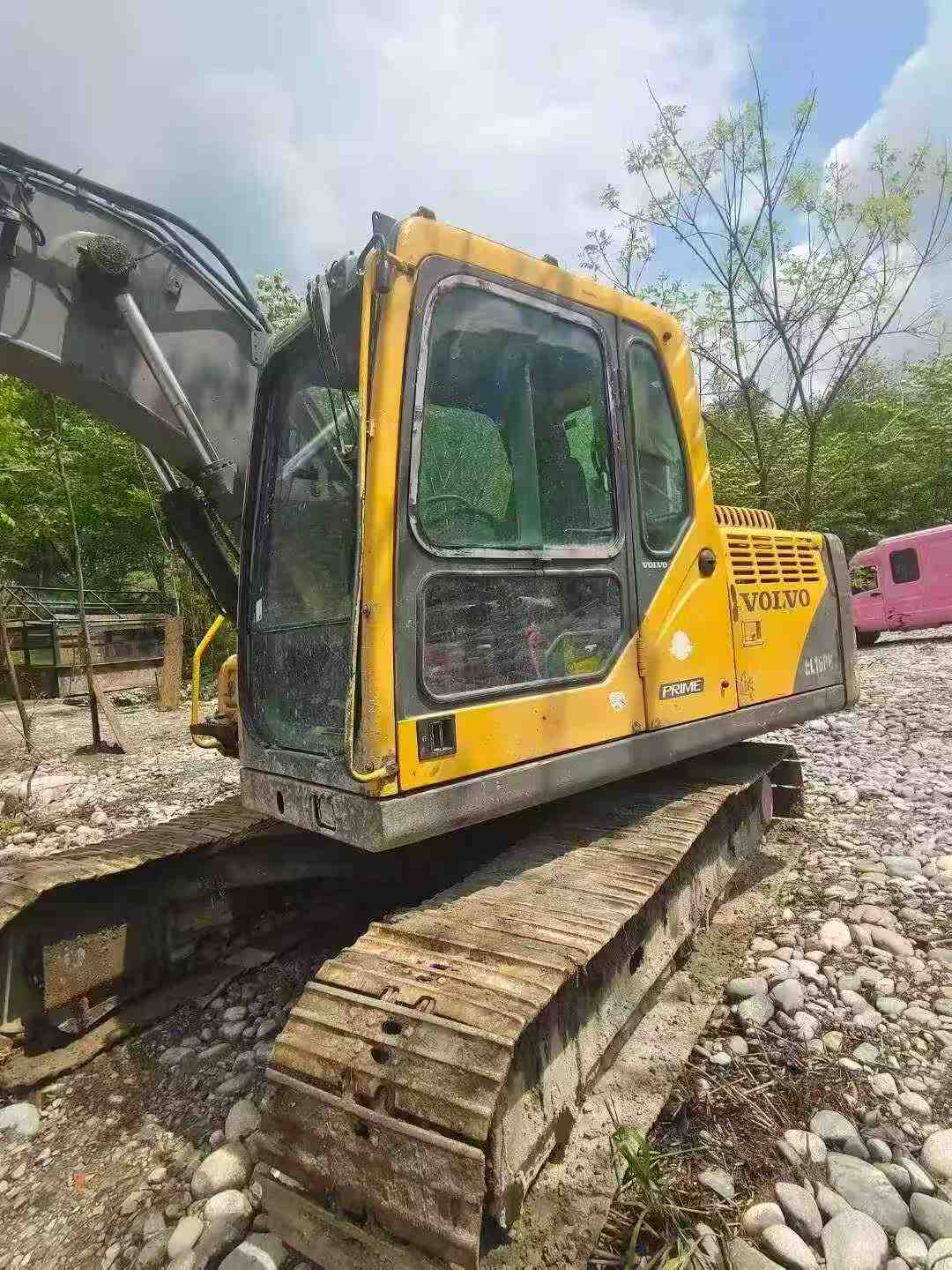 Buy Volvo EC140 Used Excavator / 3 Buy Volvo EC140 Used Excavator / 3