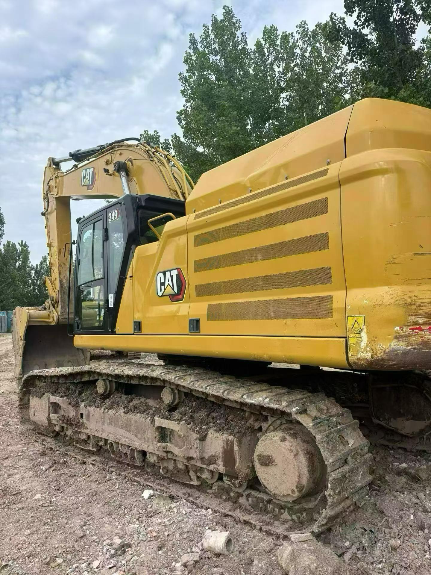 Buy Caterpillar 349E Used Excavator / 1