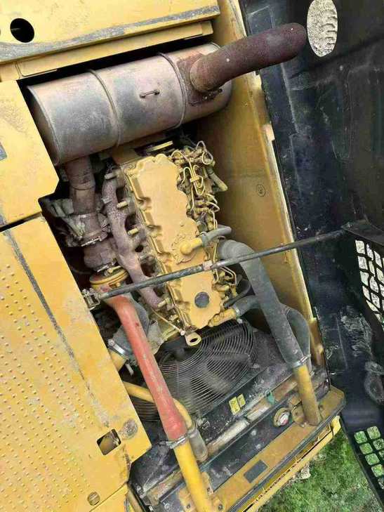 Buy Caterpillar 323 Used Excavator / 1
