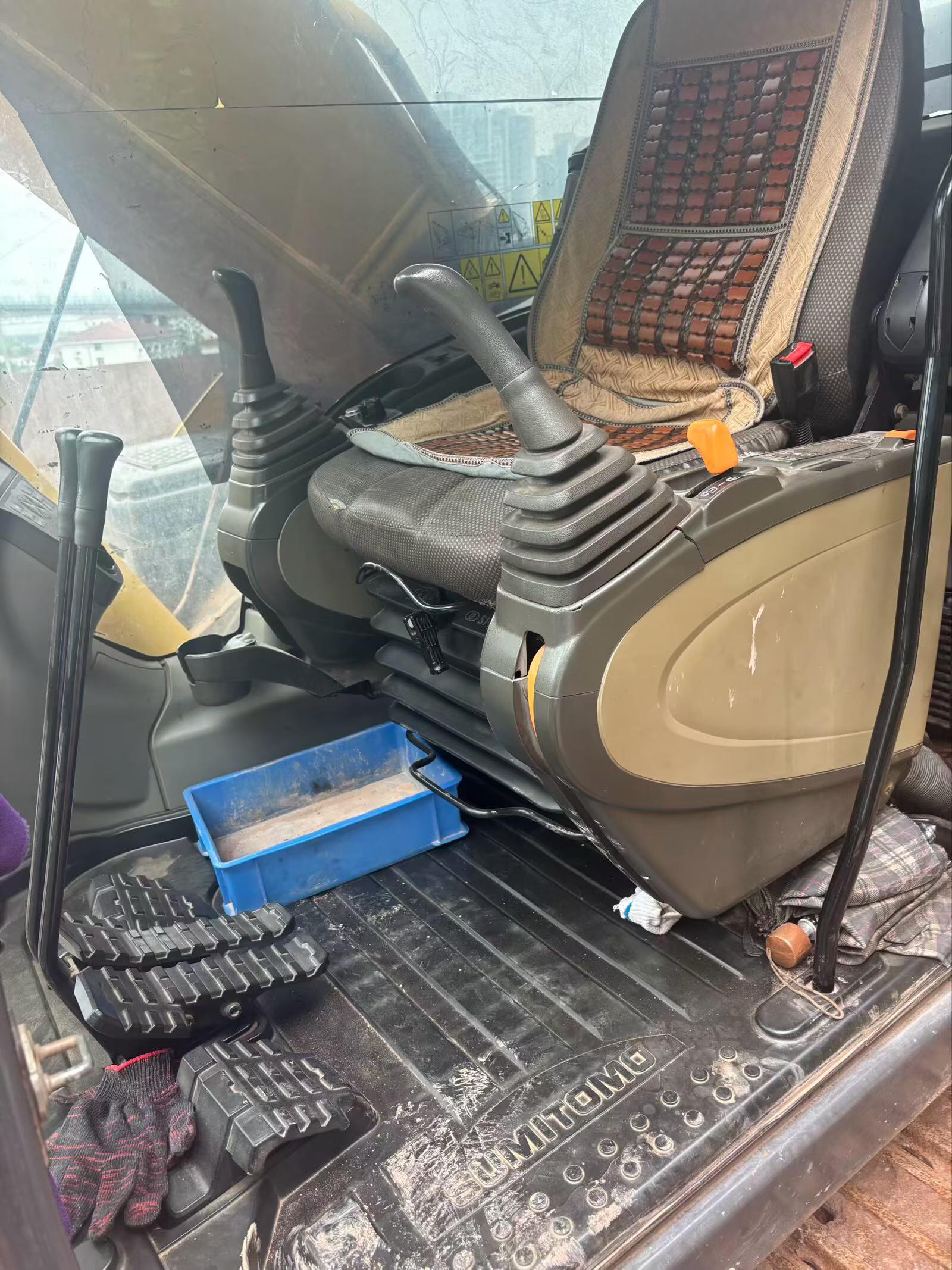 Buy Sumitomo SH380-6 Used Excavator / 3 Buy Sumitomo SH380-6 Used Excavator / 3