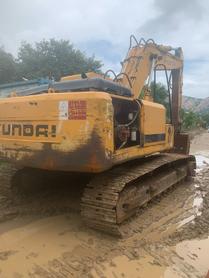 Buy Hyundai R225-7 Used Excavator / 2 Buy Hyundai R225-7 Used Excavator / 2