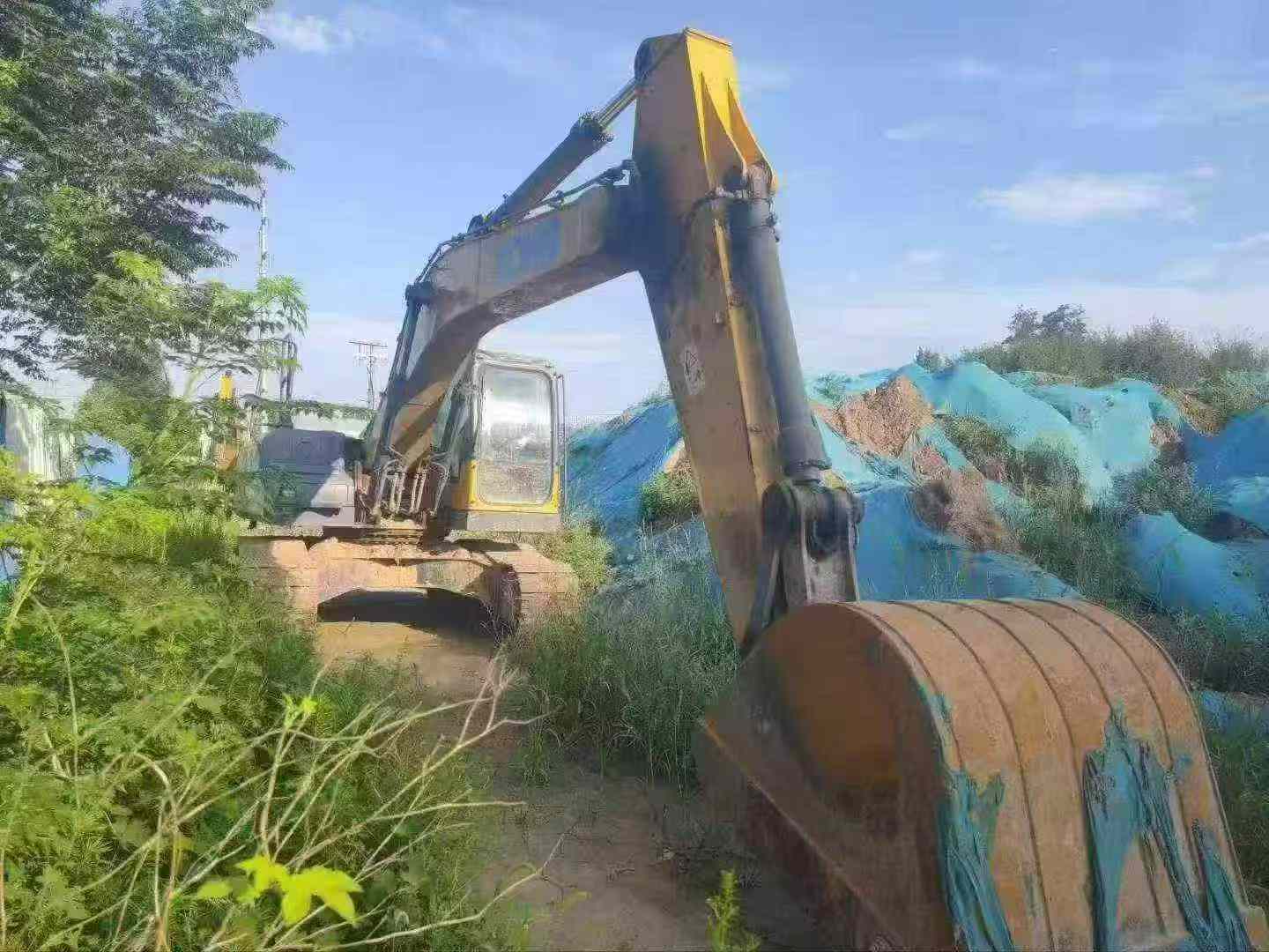 Buy XCMG XE215 Used Excavator / 1