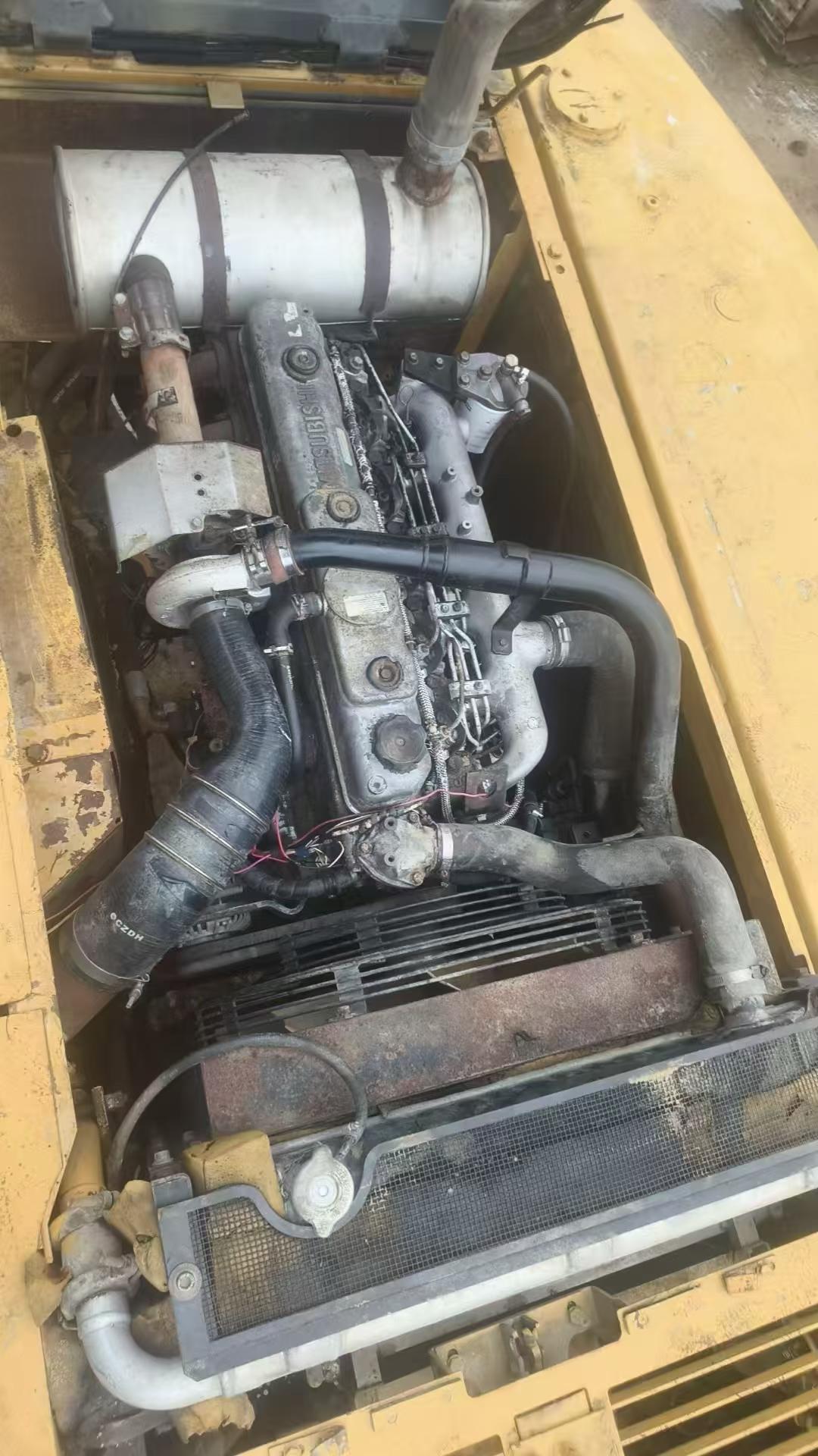 Buy Sany SY215C Used Excavator / 3 Buy Sany SY215C Used Excavator / 3