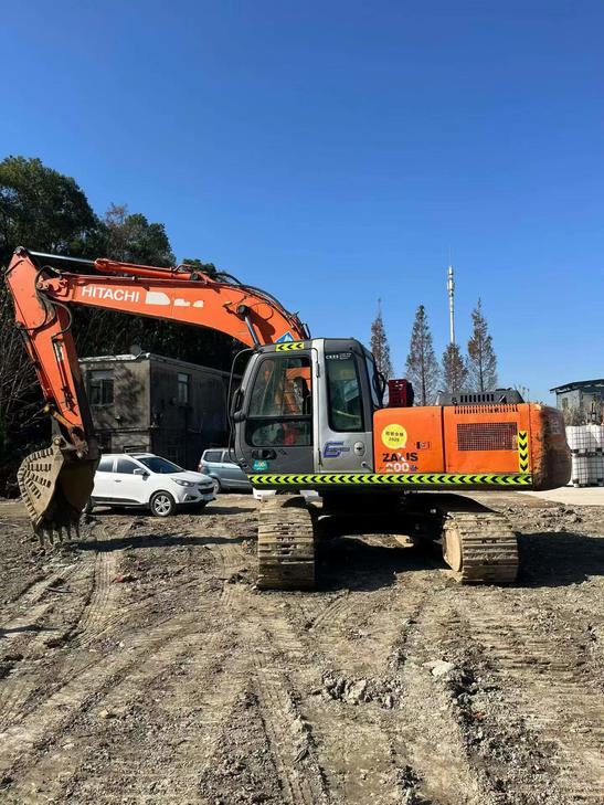 Buy Hitachi EX200 Used Excavator / 1