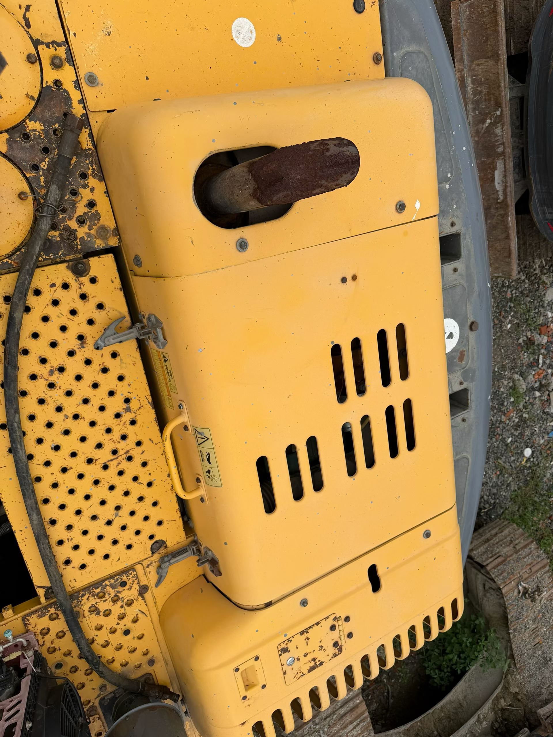Buy Volvo EC210B Used Excavator / 9