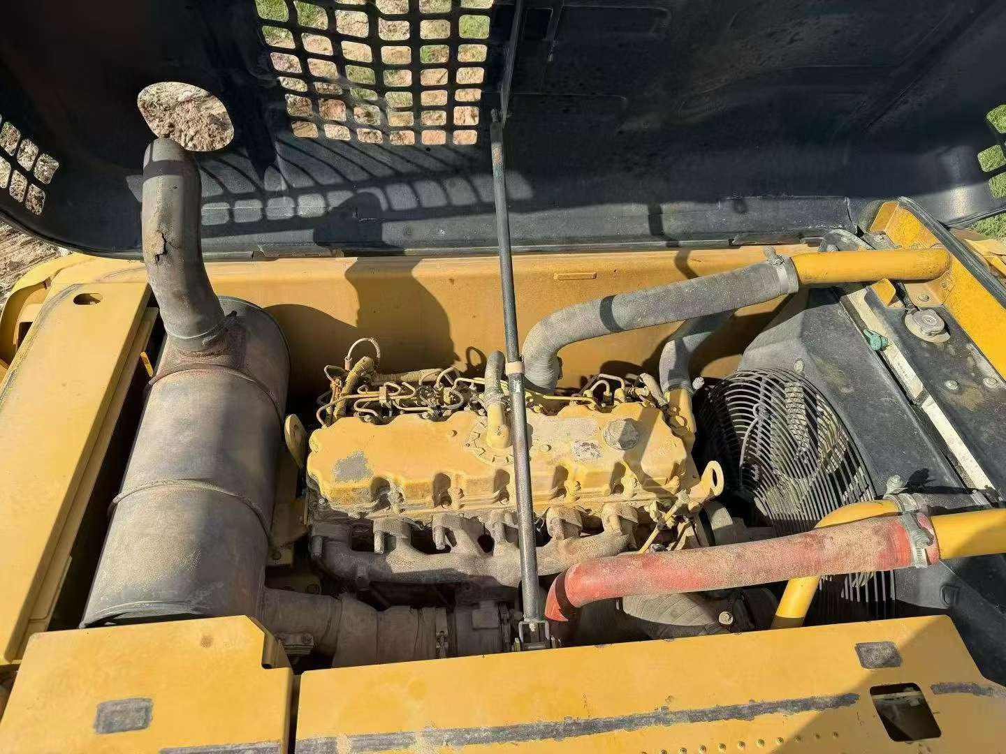 Buy Caterpillar 323 Used Excavator / 8