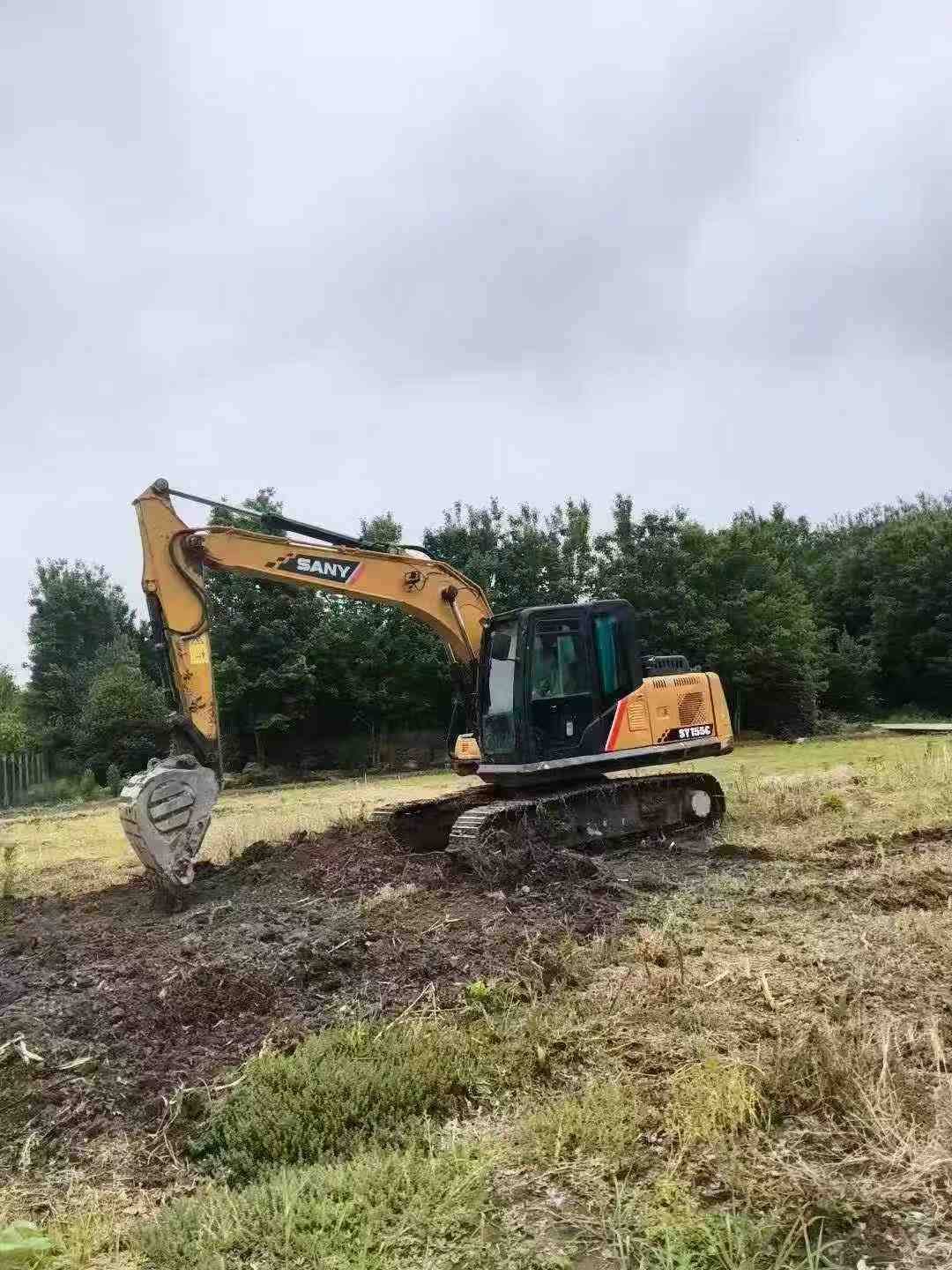 Buy Sany SY155C Used Excavator / 3 Buy Sany SY155C Used Excavator / 3