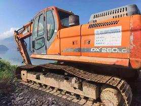 Buy Doosan DX260LC Used Excavator / 3 Buy Doosan DX260LC Used Excavator / 3