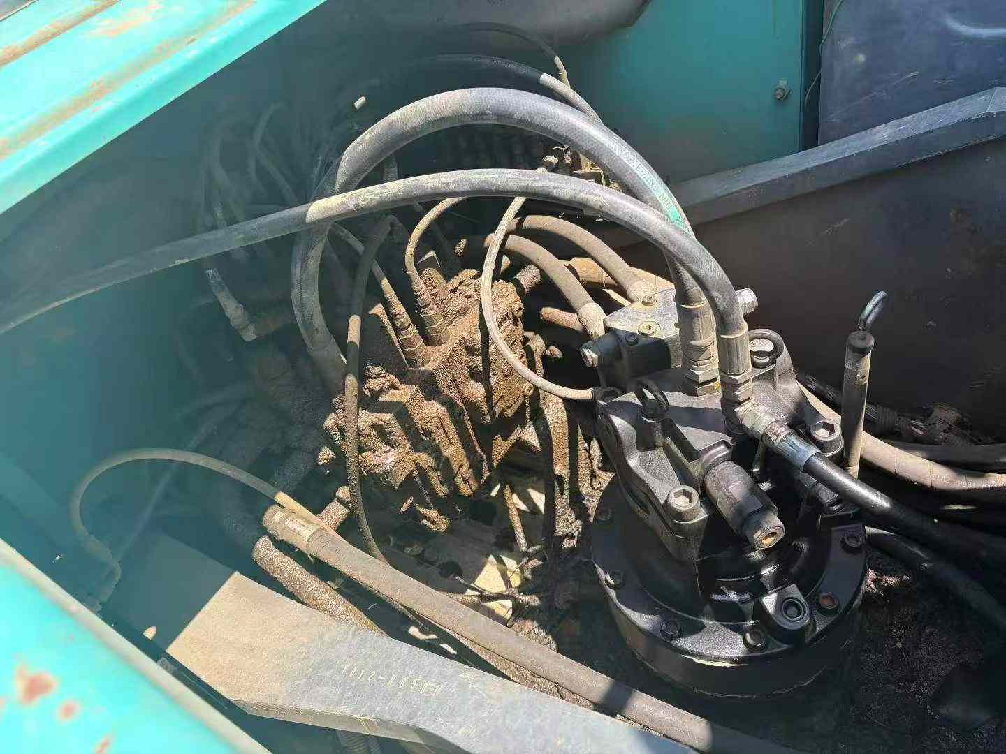 Buy Kobelco SK210 Used Excavator / 5 Buy Kobelco SK210 Used Excavator / 5