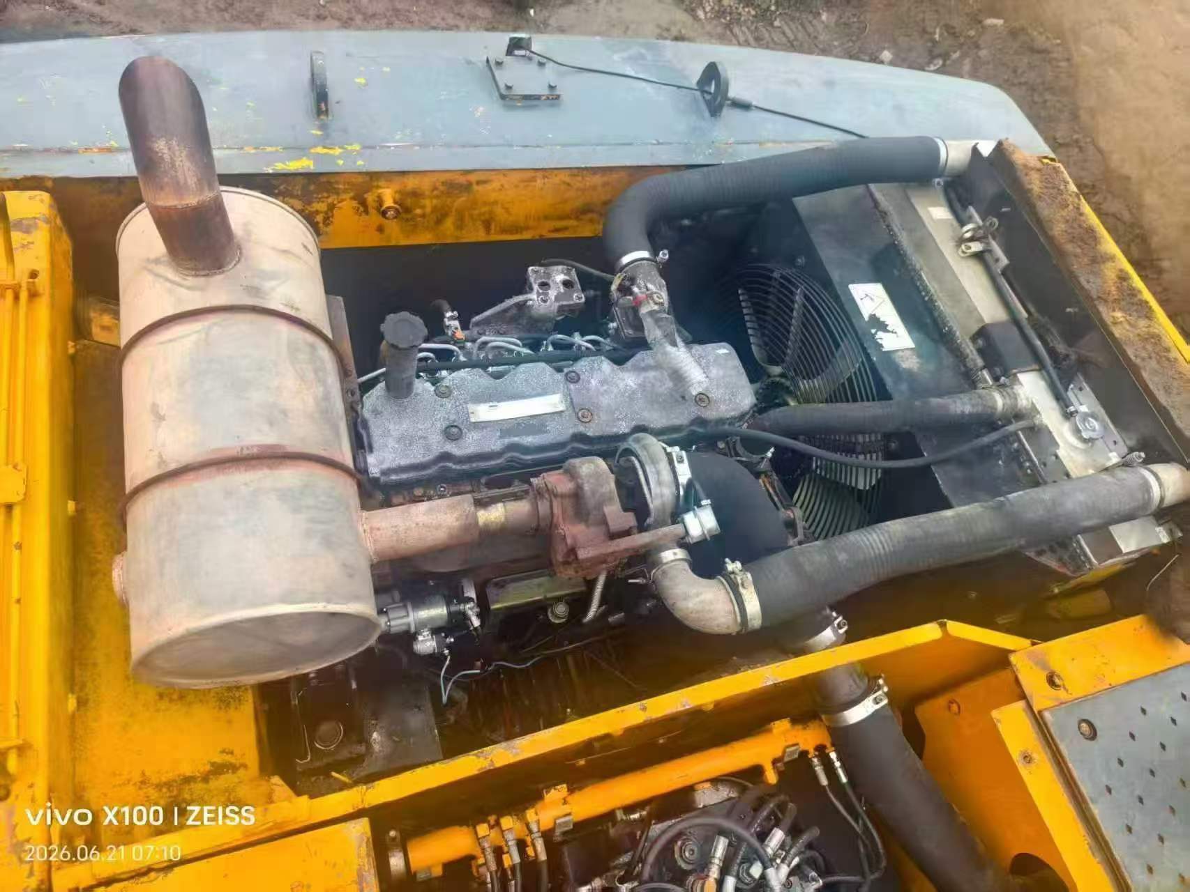 Buy Hyundai R305LC-7 Used Excavator / 3 Buy Hyundai R305LC-7 Used Excavator / 3