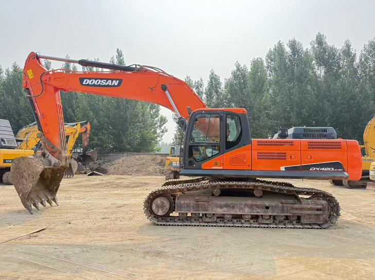 Buy Doosan DX380LC-5 Used Excavator / 1