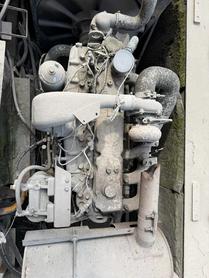 Buy Hyundai R210W Used Excavator / 8 Buy Hyundai R210W Used Excavator / 8