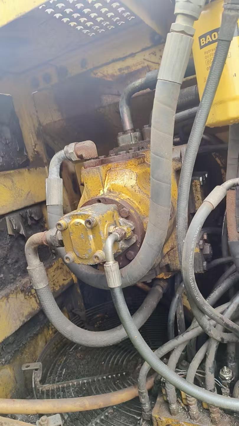 Buy Caterpillar 320B Used Excavator / 3 Buy Caterpillar 320B Used Excavator / 3