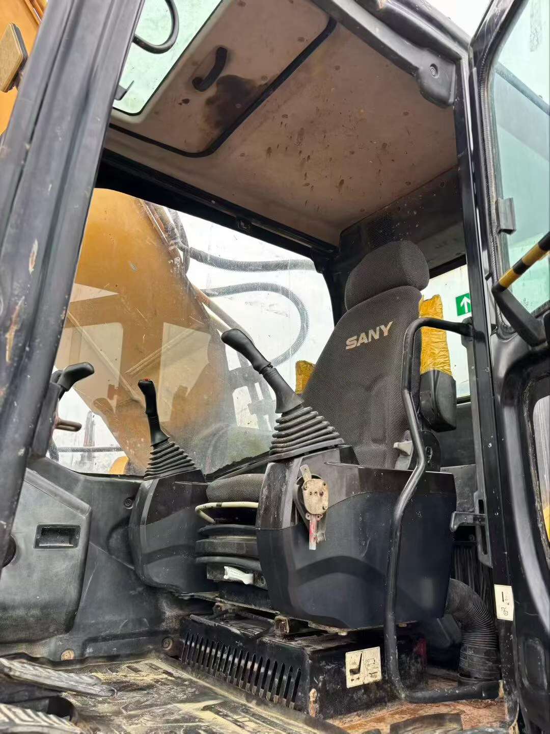 Buy Sany SY205C Used Excavator / 7 Buy Sany SY205C Used Excavator / 7