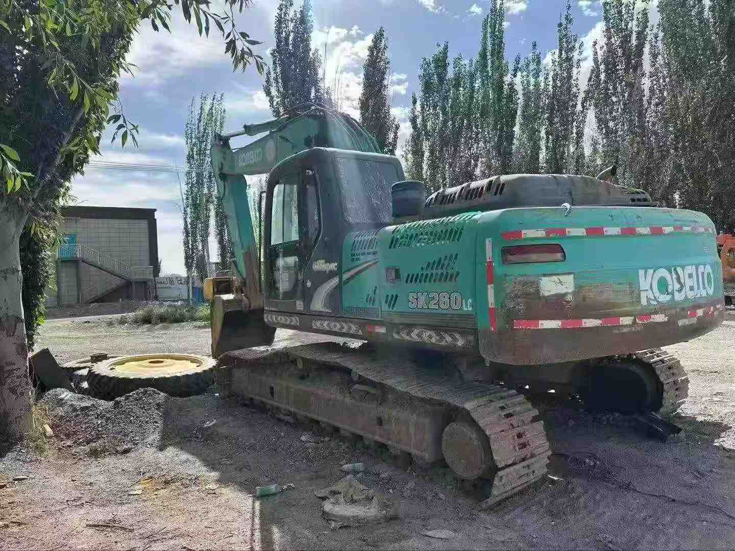 Buy Kobelco SK260 Used Excavator / 3 Buy Kobelco SK260 Used Excavator / 3