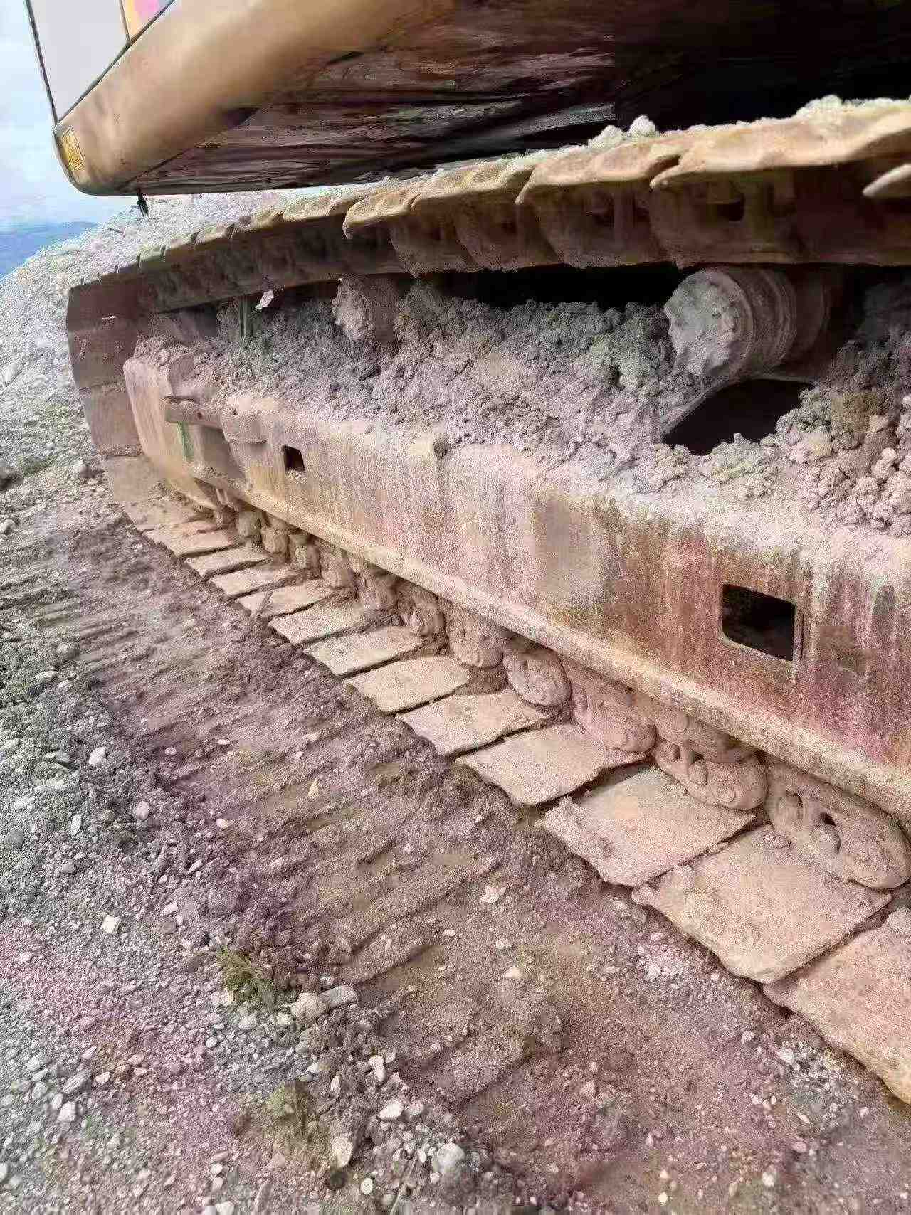 Buy Caterpillar 320D Used Excavator / 2 Buy Caterpillar 320D Used Excavator / 2