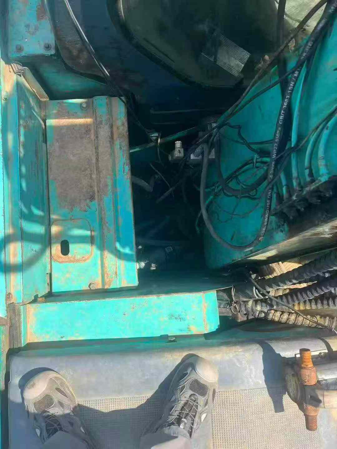 Buy Kobelco SK135 Used Excavator / 3 Buy Kobelco SK135 Used Excavator / 3