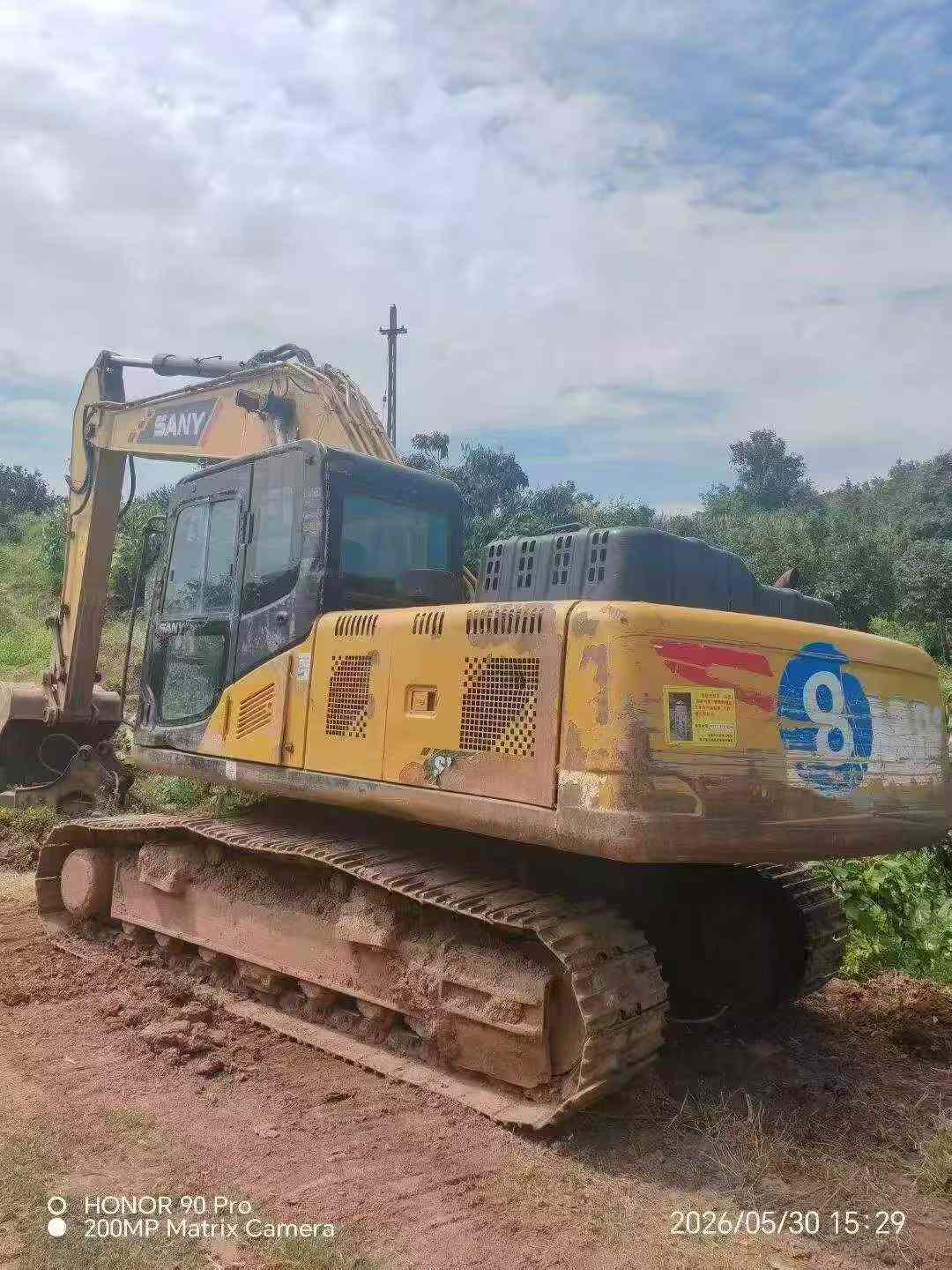 Buy Sany SY200C Used Excavator / 3 Buy Sany SY200C Used Excavator / 3