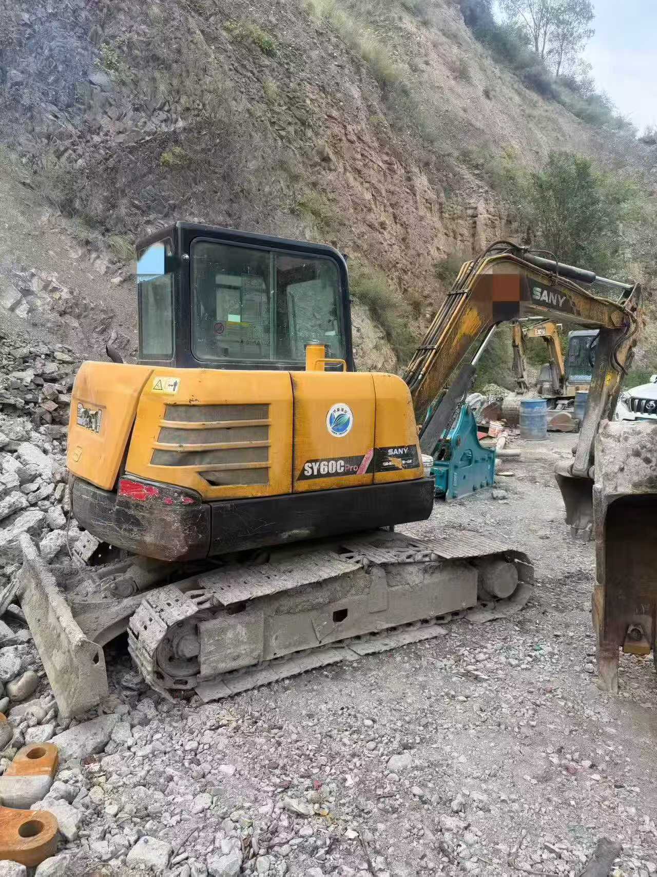 Buy Sany SY60 Used Excavator / 1