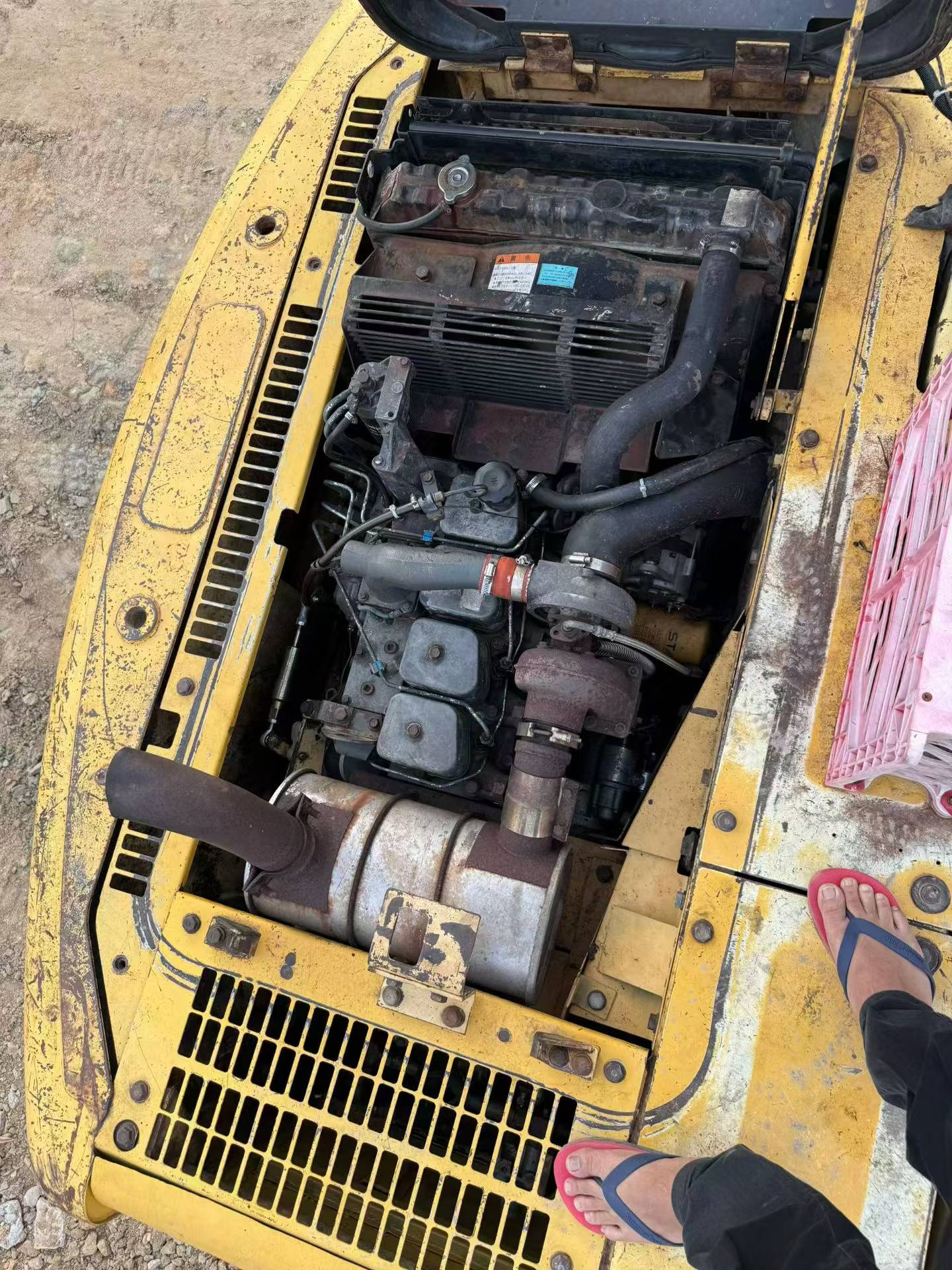 Buy Komatsu PC120-6E Used Excavator / 7 Buy Komatsu PC120-6E Used Excavator / 7