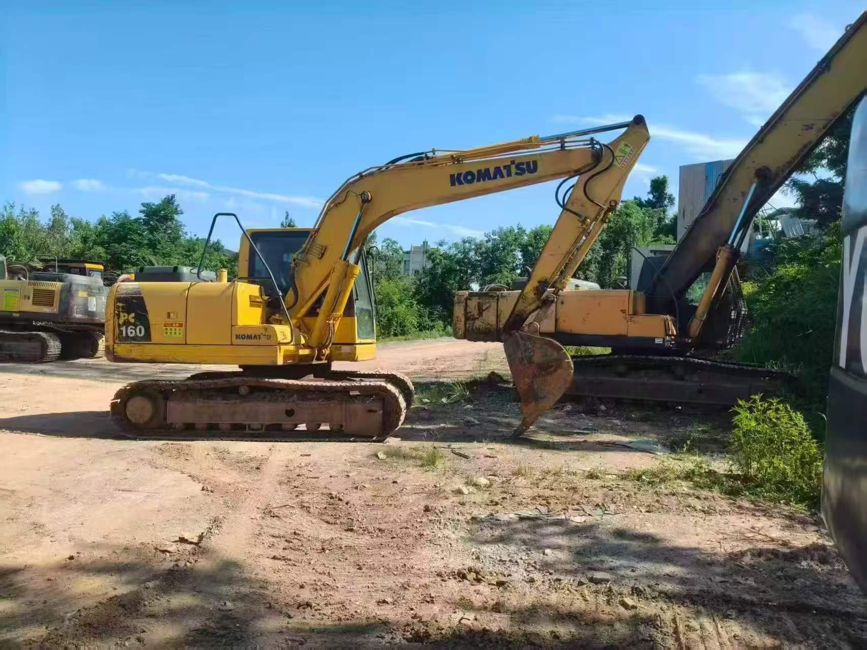 Buy Komatsu PC130 Used Excavator / 4 Buy Komatsu PC130 Used Excavator / 4